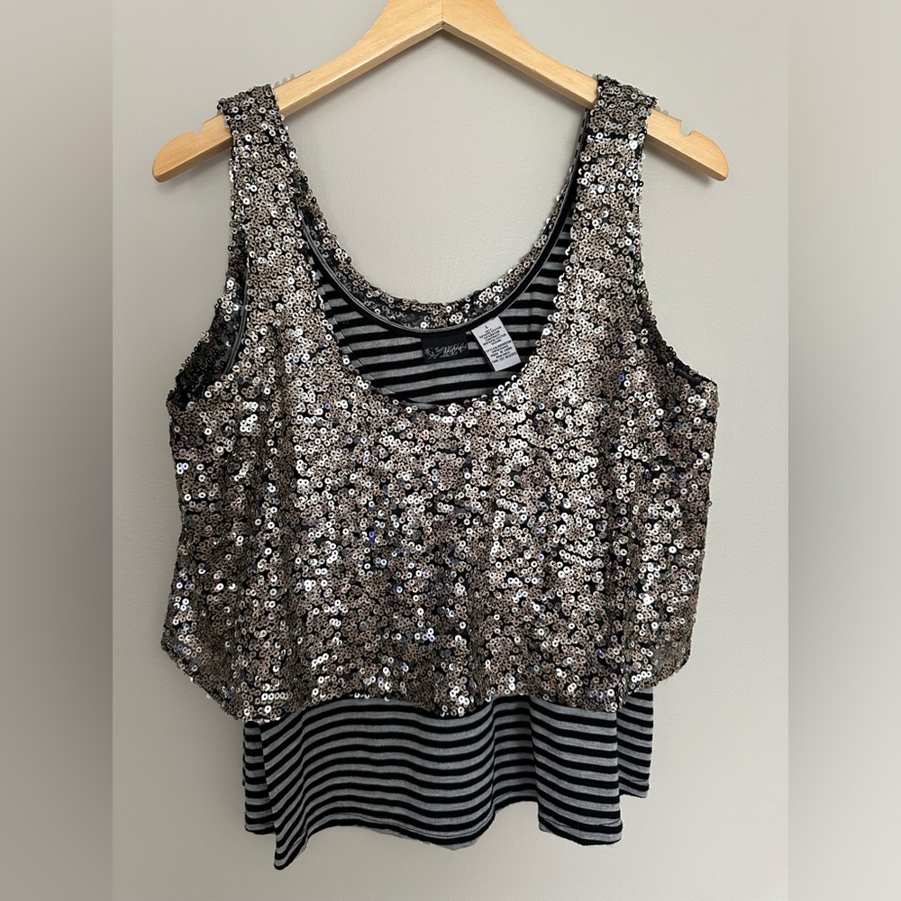 Daytrip gold sparkly with gray and black stripe tank top size large